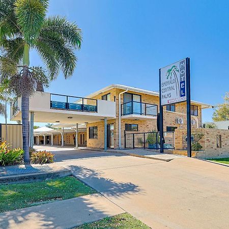 Emerald Central Palms Motel Exterior photo